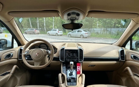 Porsche Cayenne III, 2012 год, 2 270 000 рублей, 13 фотография
