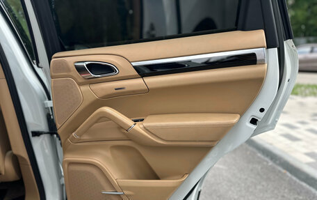 Porsche Cayenne III, 2012 год, 2 270 000 рублей, 30 фотография