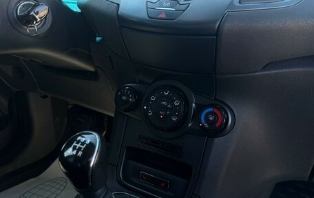 Ford Fiesta, 2015 год, 635 000 рублей, 14 фотография