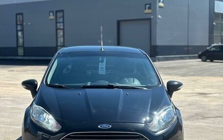 Ford Fiesta, 2015 год, 635 000 рублей, 2 фотография