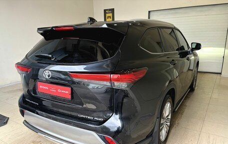 Toyota Highlander, 2025 год, 4 900 000 рублей, 4 фотография