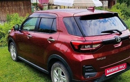 Toyota Raize I, 2020 год, 1 620 000 рублей, 3 фотография