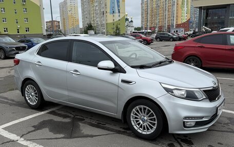 KIA Rio III рестайлинг, 2015 год, 990 000 рублей, 8 фотография