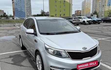 KIA Rio III рестайлинг, 2015 год, 990 000 рублей, 9 фотография