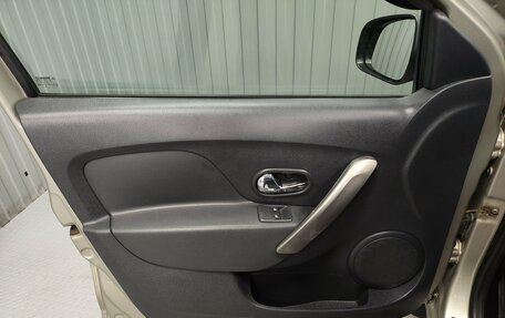 Renault Sandero II рестайлинг, 2016 год, 695 000 рублей, 14 фотография