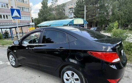 Hyundai Solaris II рестайлинг, 2015 год, 750 000 рублей, 4 фотография