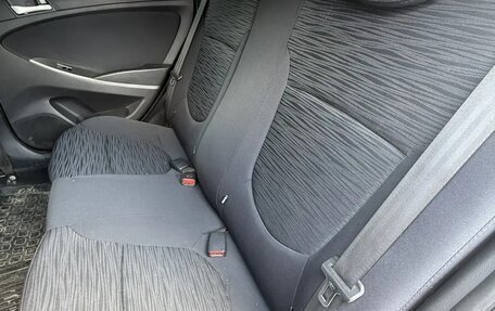 Hyundai Solaris II рестайлинг, 2015 год, 750 000 рублей, 9 фотография