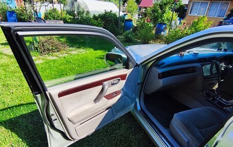 Toyota Crown, 2002 год, 1 300 000 рублей, 15 фотография