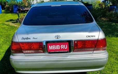 Toyota Crown, 2002 год, 1 300 000 рублей, 9 фотография