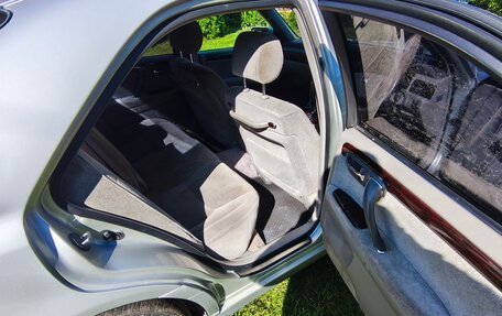 Toyota Crown, 2002 год, 1 300 000 рублей, 23 фотография