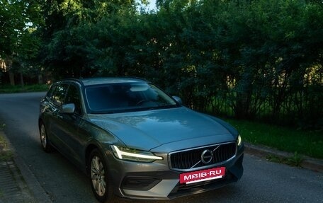 Volvo V60 II, 2018 год, 2 150 000 рублей, 3 фотография