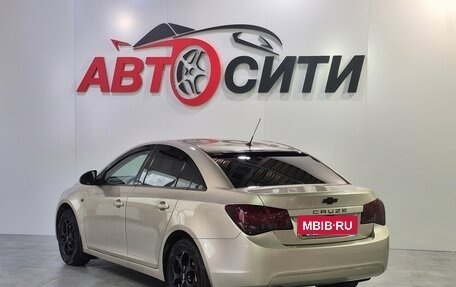 Chevrolet Cruze II, 2011 год, 685 000 рублей, 5 фотография