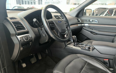Ford Explorer VI, 2018 год, 3 280 000 рублей, 20 фотография
