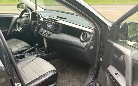 Toyota RAV4, 2016 год, 2 180 000 рублей, 5 фотография