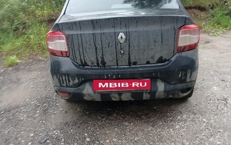 Renault Logan II, 2019 год, 300 000 рублей, 10 фотография