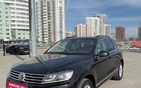 Volkswagen Touareg III, 2015 год, 2 550 000 рублей, 2 фотография