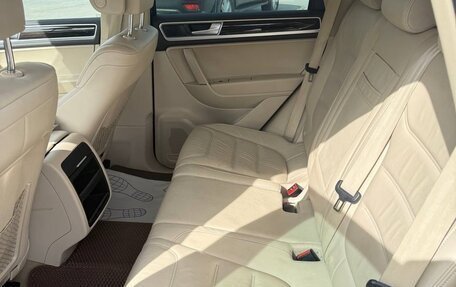 Volkswagen Touareg III, 2015 год, 2 550 000 рублей, 7 фотография