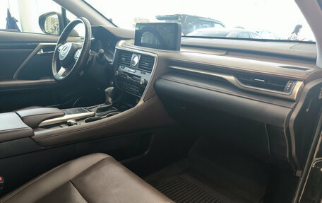 Lexus RX IV рестайлинг, 2021 год, 5 380 000 рублей, 15 фотография