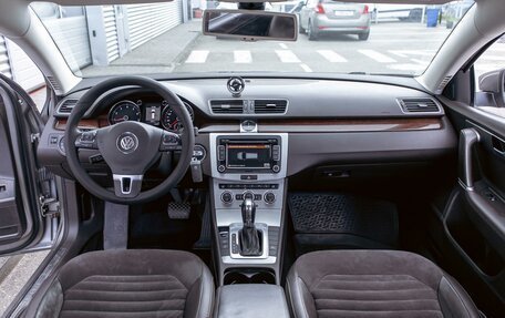 Volkswagen Passat B7, 2012 год, 1 095 000 рублей, 16 фотография