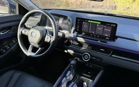 Honda Inspire, 2023 год, 3 090 000 рублей, 28 фотография