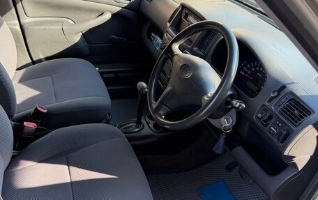 Toyota Probox I, 2002 год, 350 000 рублей, 8 фотография