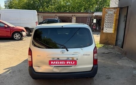Toyota Probox I, 2002 год, 350 000 рублей, 4 фотография