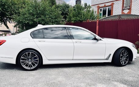 BMW 7 серия, 2016 год, 3 850 000 рублей, 6 фотография