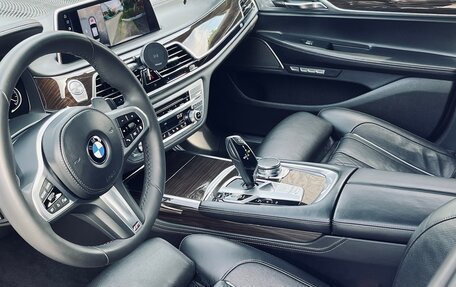 BMW 7 серия, 2016 год, 3 850 000 рублей, 7 фотография