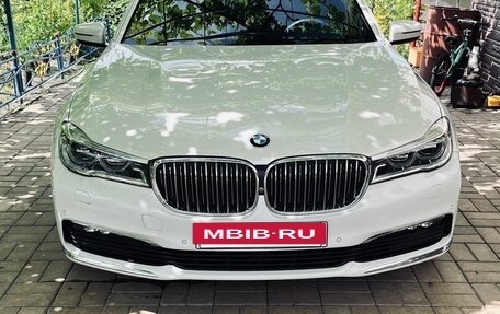 BMW 7 серия, 2016 год, 3 850 000 рублей, 25 фотография