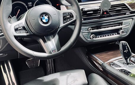 BMW 7 серия, 2016 год, 3 850 000 рублей, 33 фотография