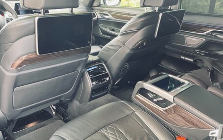 BMW 7 серия, 2016 год, 3 850 000 рублей, 35 фотография
