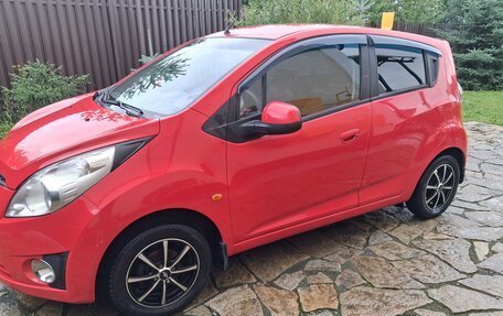 Chevrolet Spark III, 2011 год, 550 000 рублей, 2 фотография