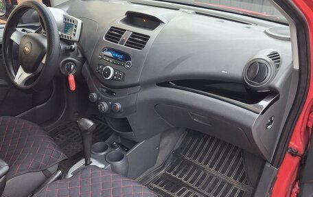 Chevrolet Spark III, 2011 год, 550 000 рублей, 10 фотография