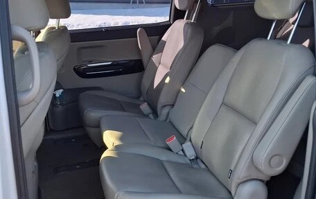 KIA Carnival III, 2019 год, 2 590 000 рублей, 9 фотография