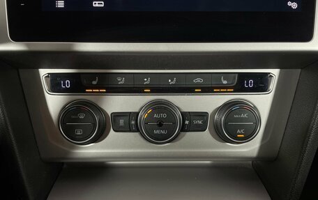 Volkswagen Passat B8 рестайлинг, 2018 год, 1 735 000 рублей, 18 фотография