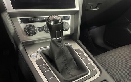 Volkswagen Passat B8 рестайлинг, 2018 год, 1 735 000 рублей, 19 фотография