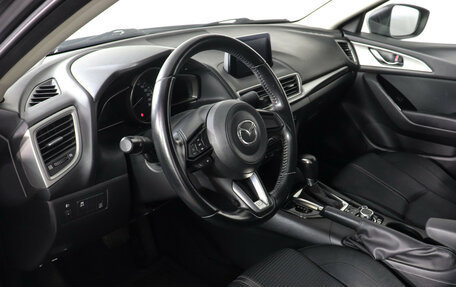 Mazda 3, 2018 год, 1 799 000 рублей, 10 фотография