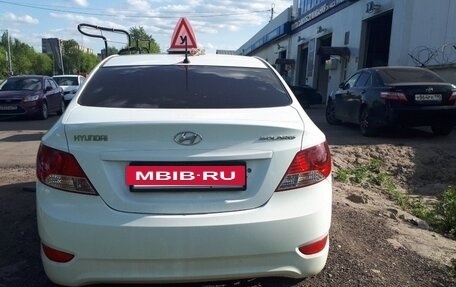 Hyundai Solaris II рестайлинг, 2013 год, 990 000 рублей, 2 фотография