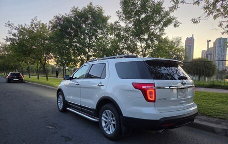 Ford Explorer VI, 2012 год, 2 700 000 рублей, 3 фотография