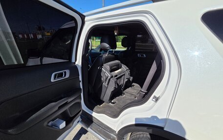 Ford Explorer VI, 2012 год, 2 700 000 рублей, 16 фотография