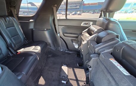 Ford Explorer VI, 2012 год, 2 700 000 рублей, 18 фотография