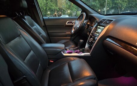 Ford Explorer VI, 2012 год, 2 700 000 рублей, 30 фотография