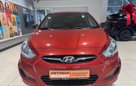Hyundai Solaris II рестайлинг, 2011 год, 799 000 рублей, 2 фотография