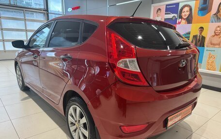 Hyundai Solaris II рестайлинг, 2011 год, 799 000 рублей, 4 фотография