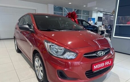 Hyundai Solaris II рестайлинг, 2011 год, 799 000 рублей, 3 фотография