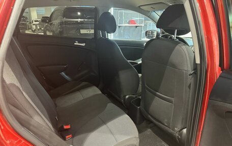 Hyundai Solaris II рестайлинг, 2011 год, 799 000 рублей, 15 фотография