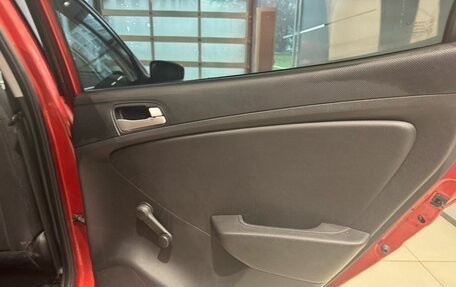 Hyundai Solaris II рестайлинг, 2011 год, 799 000 рублей, 14 фотография