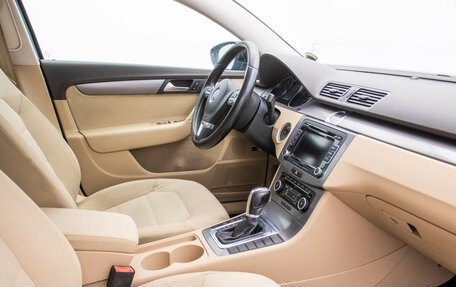 Volkswagen Passat B7, 2011 год, 780 000 рублей, 10 фотография