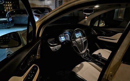 Buick Encore I, 2018 год, 1 500 000 рублей, 5 фотография