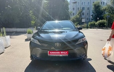 Toyota Camry, 2019 год, 1 980 000 рублей, 1 фотография